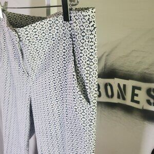 Audrey and Celine capri pants Size 10